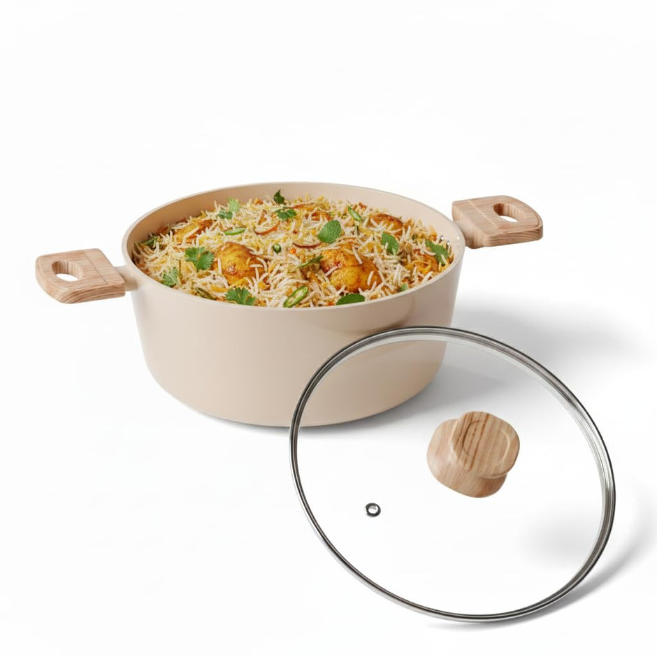 Lifelong Forged Casserole 24 cm with Non-Riveted Wooden Handle & Glass Lid
