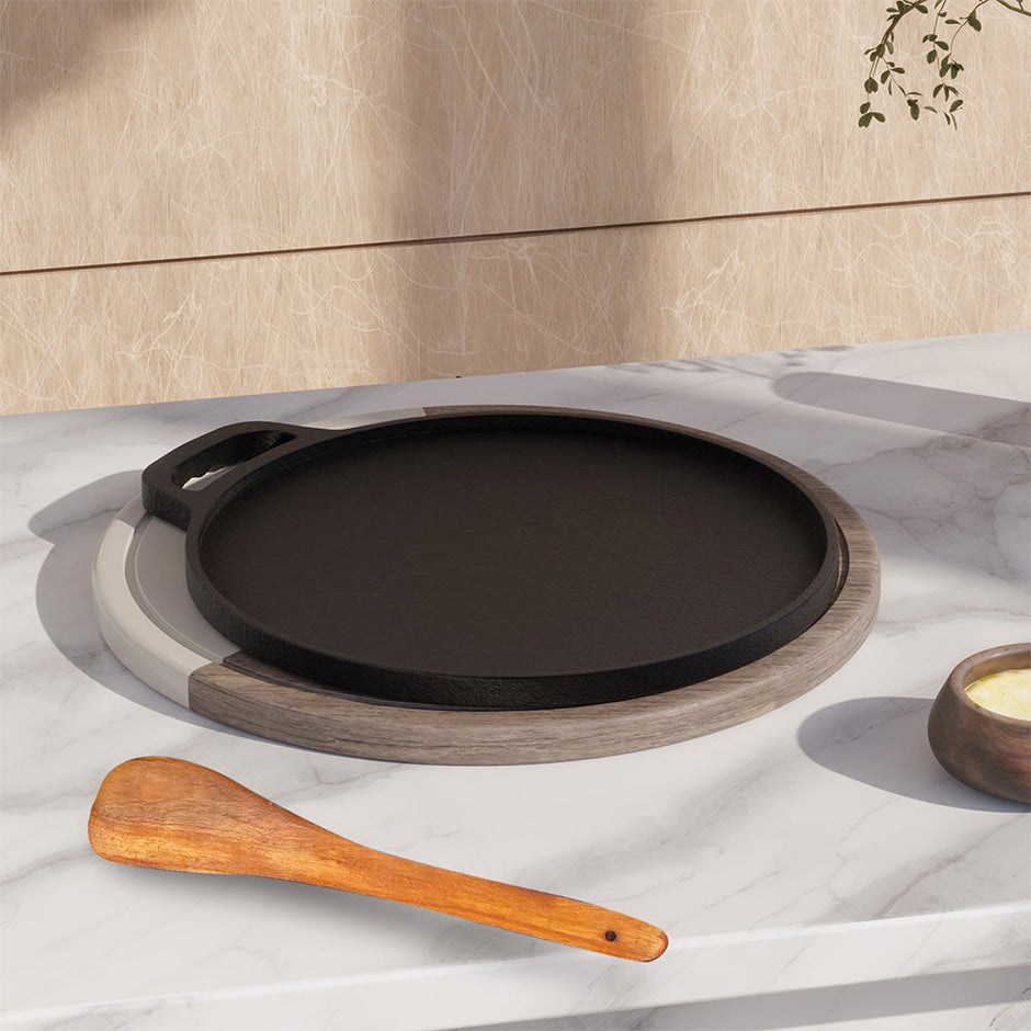 Lifelong Cast Iron Tawa 26cm With Wooden Spatula