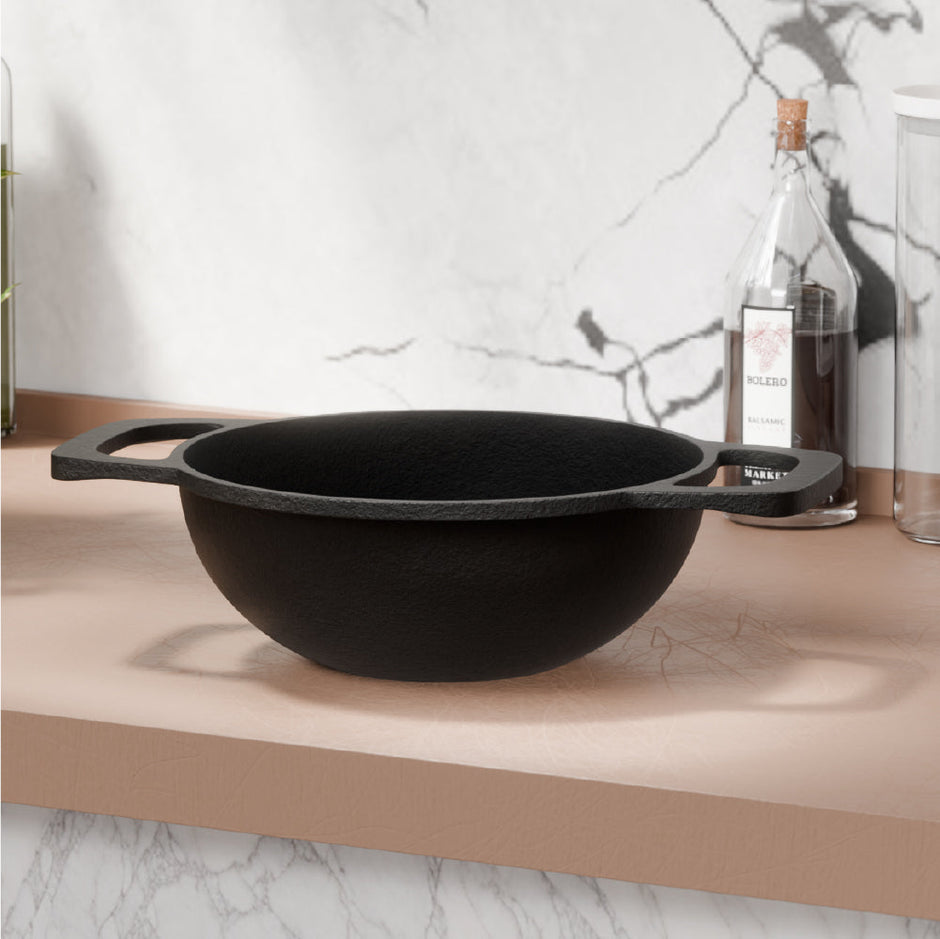 Lifelong Cast Iron Kadai 24cm With Wooden Spatula