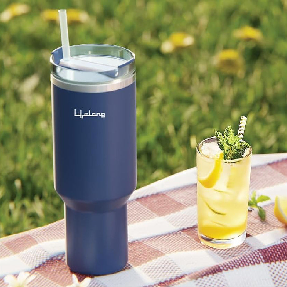Double-Walled Vacuum Insulated Tumbler with Lid & Straw 900ml | Keeps Drinks Hot for 8 Hours & Cold for 12 Hours | Stainless Steel & Comfort-Grip Shape