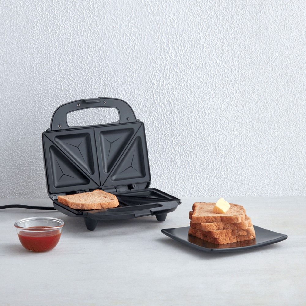 750 Watt 4 Slice Sandwich Maker